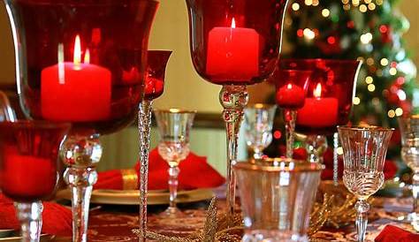 Christmas Table Red scape In And Gold Dining Decor