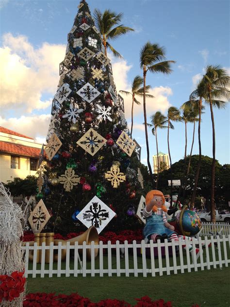 Celebrate Christmas in hawaii Aloha christmas, Christmas, Christmas time
