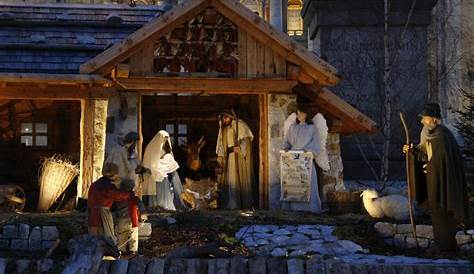 Christmas Vacation Nativity Scene