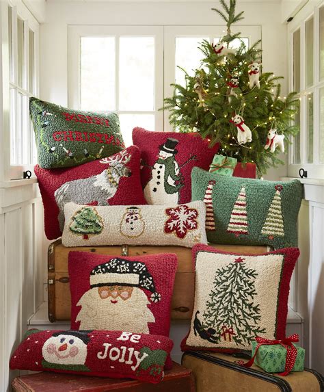christmas bedroom pillows