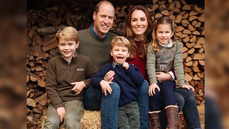 christmas picture of prince william's family