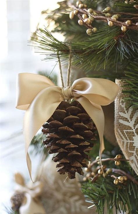 Christmas Tree Decorations Pine Cones