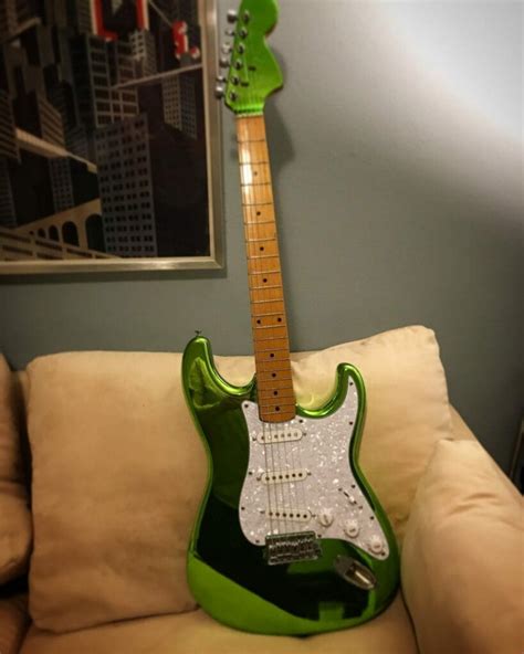 Chrome Guitar Paint