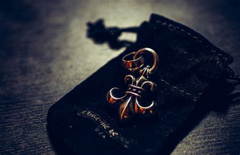 chrome hearts authenticator