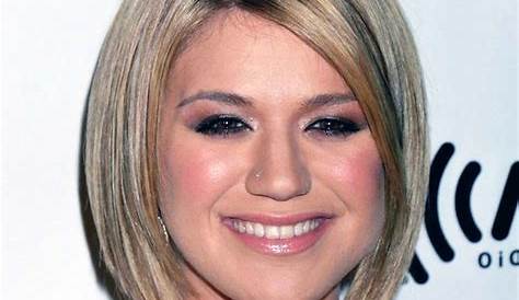 Chubby Cheeks Round Face Hairstyles 2023 Popular Shaggy Pixie Haircut For