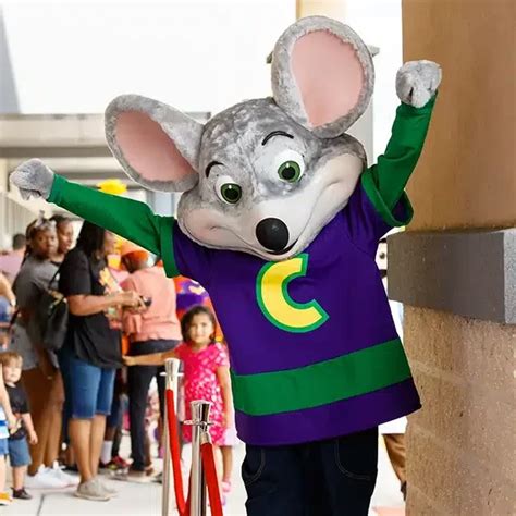 chuck e cheese mascot