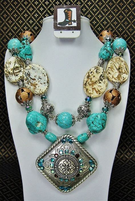 Chunky Western Necklace
