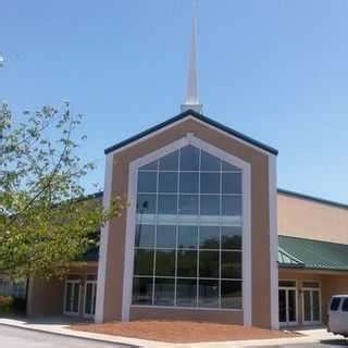 churches in forest park