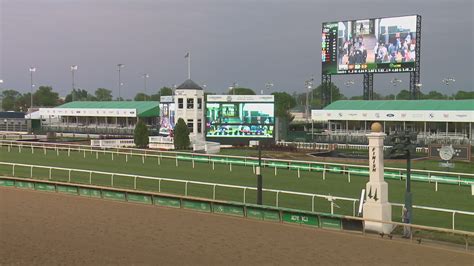 churchill downs opening day 2023