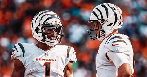 cincinnati bengals white helmets