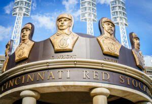 cincinnati reds award winners