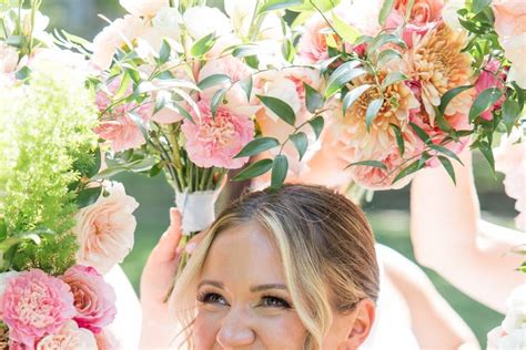 7+ Cincinnati Wedding Florists