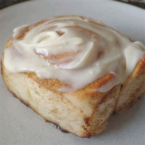 cinnamon bun icing