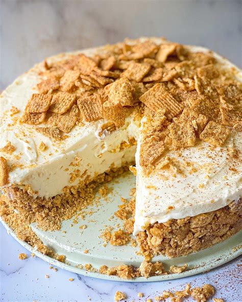 Cinnamon Toast Crunch Cheesecake