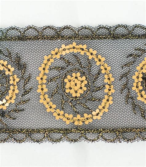 Circle Embroidery Trim