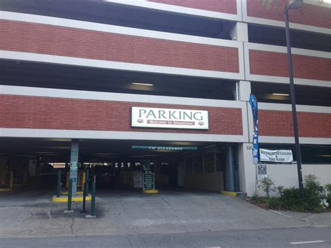 city hall parking lot gainesville fl