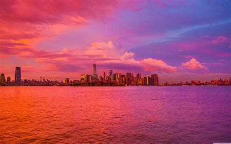 Discover the Breathtaking Beauty of City Skyline Wallpapers