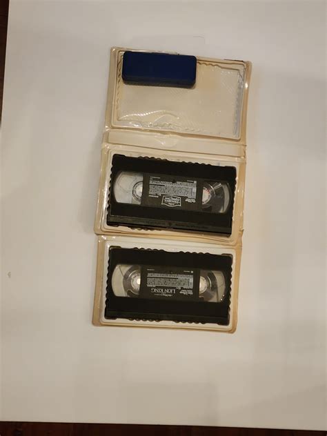 Clamshell Vhs