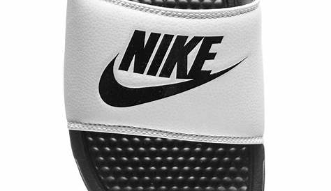 Claquettes Nike Benassi JDI Noir et Blanc chez DM'Sports