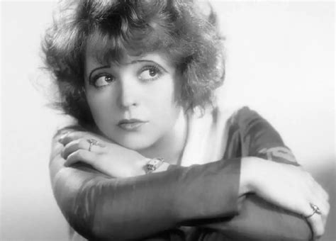 clara bow height weight measurements