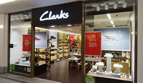 clarks shoes shops uk