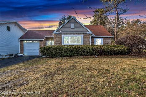 clarks summit pa real estate