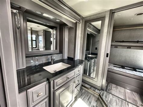 Class A Rv With Bath And A Half