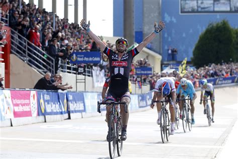 classement paris roubaix 2015