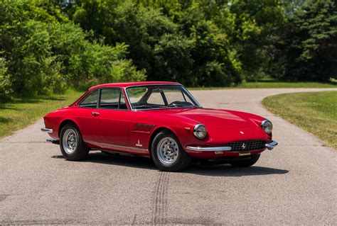 classic ferrari types