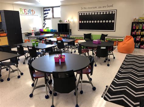 Classroom Set Up Tables
