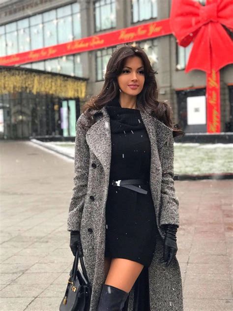 Classy Winter Outfits For Ladies