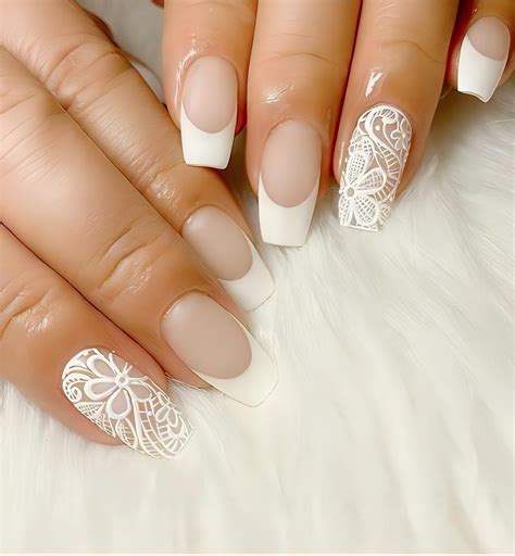 10+ Classy Wedding Guest Nails
