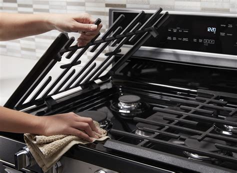 Clean Gas Range Grates