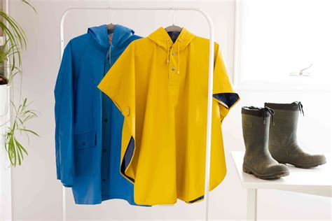 Cleaning Clothes Vinyl