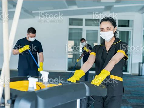 Cleaning Crew Denver
