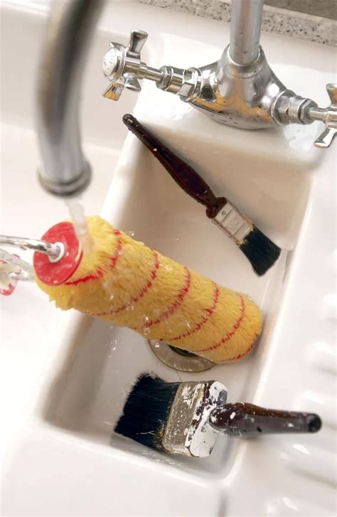 Cleaning Paint Supplies