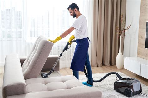 home.furnitureanddecorny.com:cleaning sofa with carpet cleaner