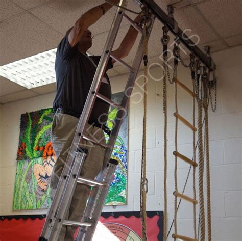 Climbing Rope Installation