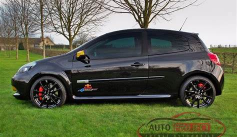 Clio 3 Noir Jante Noir Speedline Renault Cup 8x17 Config