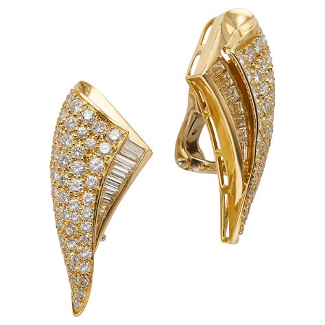 Clip Earrings Diamond