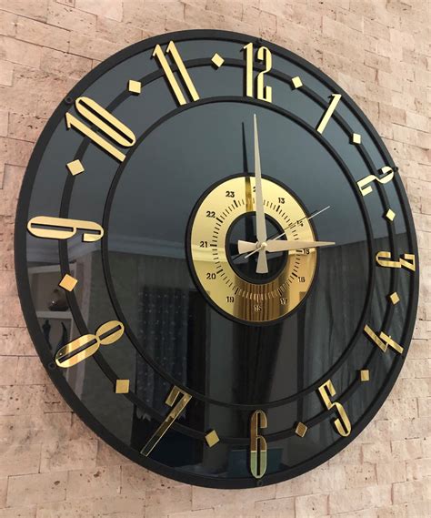 Clock In Mirror Image