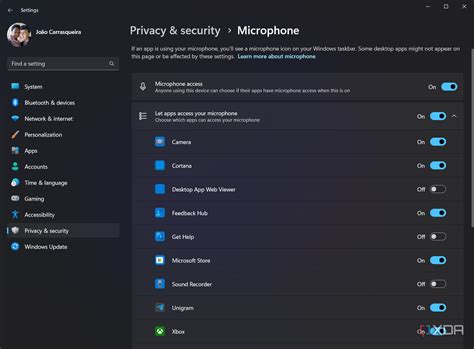 Close apps using webcam and microphone in Windows Task Manager