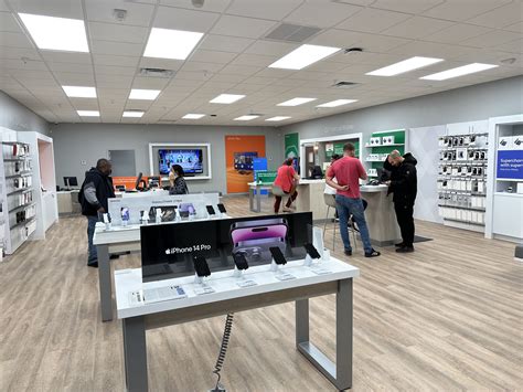 closest comcast xfinity