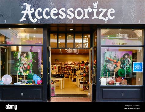 Clothes Accessory Shop