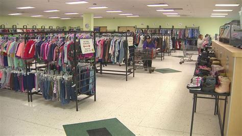 Clothes Closet Menasha