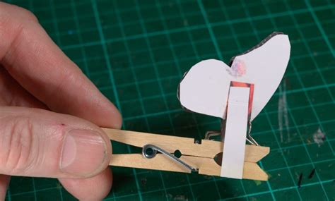 Clothes Peg Mechanism