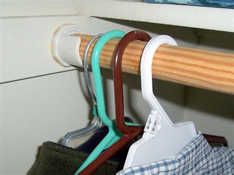 clothes rod holder for closet