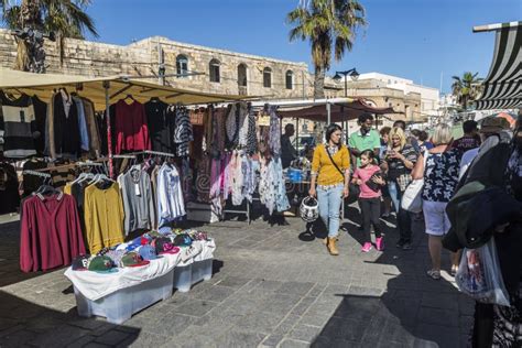clothes shops in malta online