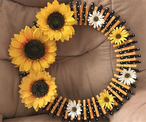 Easy Clothespin Sunflower Wreath Hometalk