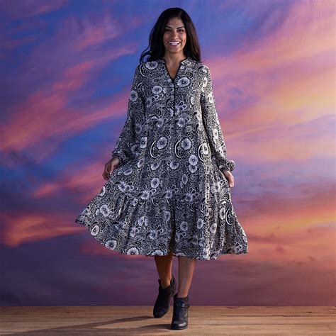 clothing at cracker barrel